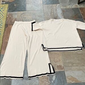 Amazon Tanming  brand Cream Lounge Set with Black Trim